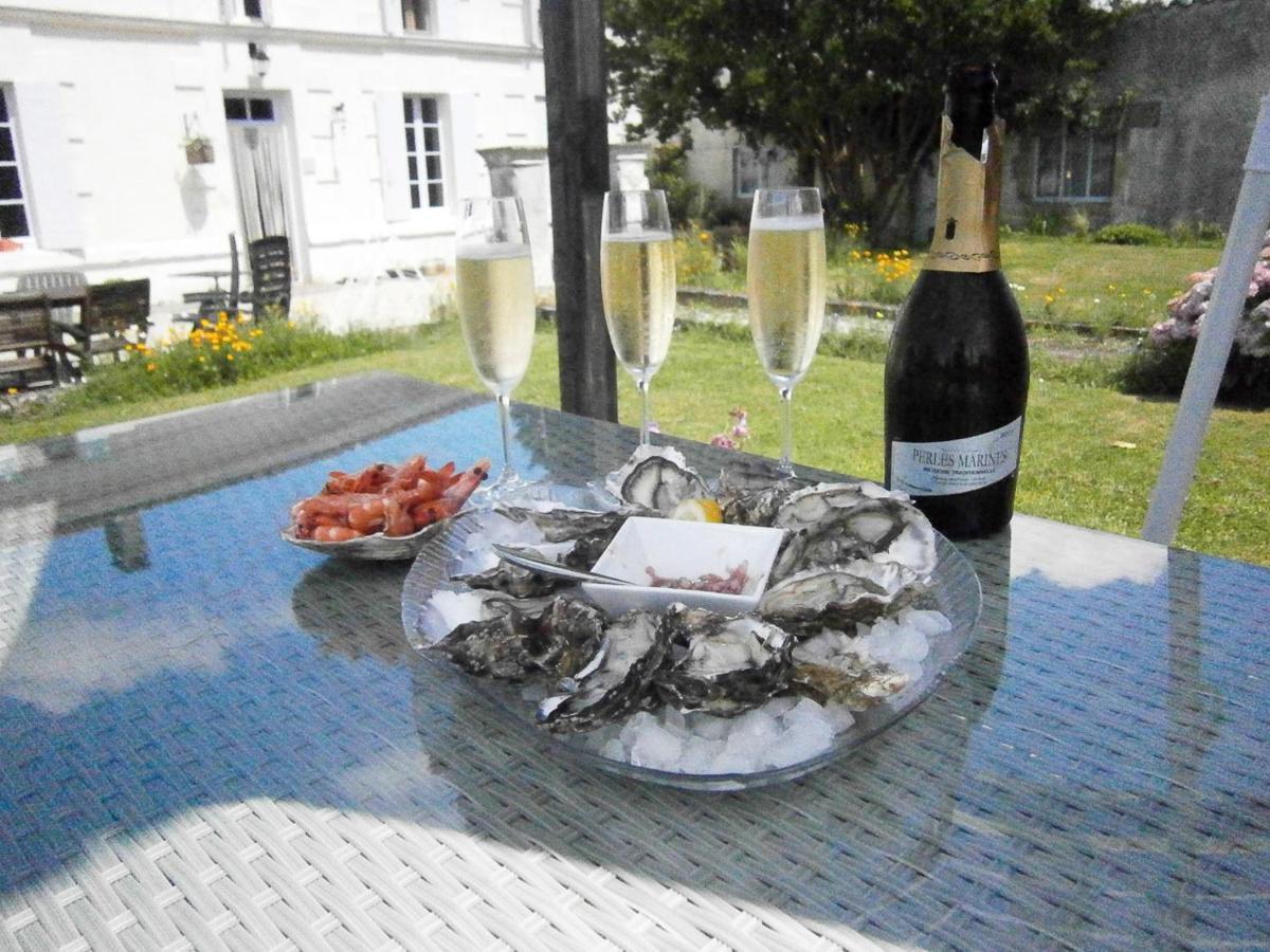 Saint-Fort-sur-Gironde Le Charhido Bed & Breakfast エクステリア 写真