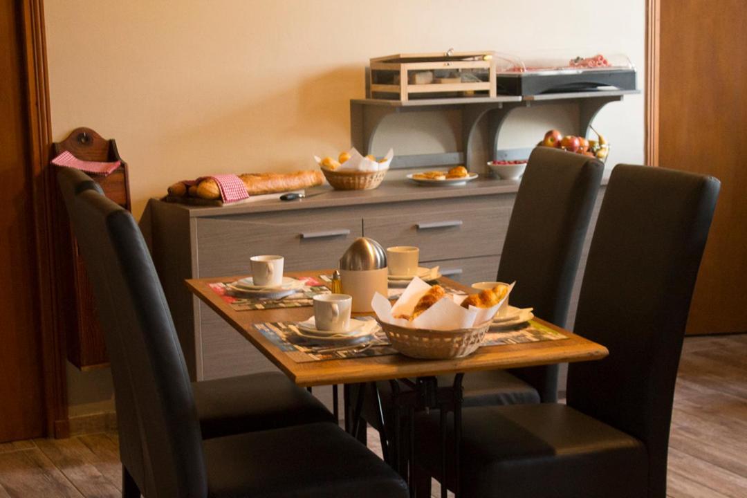 Saint-Fort-sur-Gironde Le Charhido Bed & Breakfast エクステリア 写真