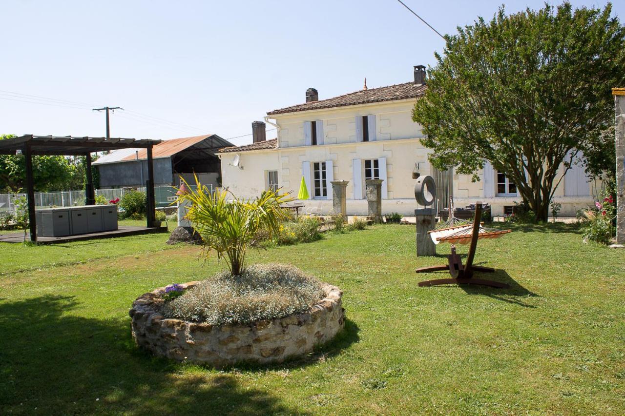 Saint-Fort-sur-Gironde Le Charhido Bed & Breakfast エクステリア 写真