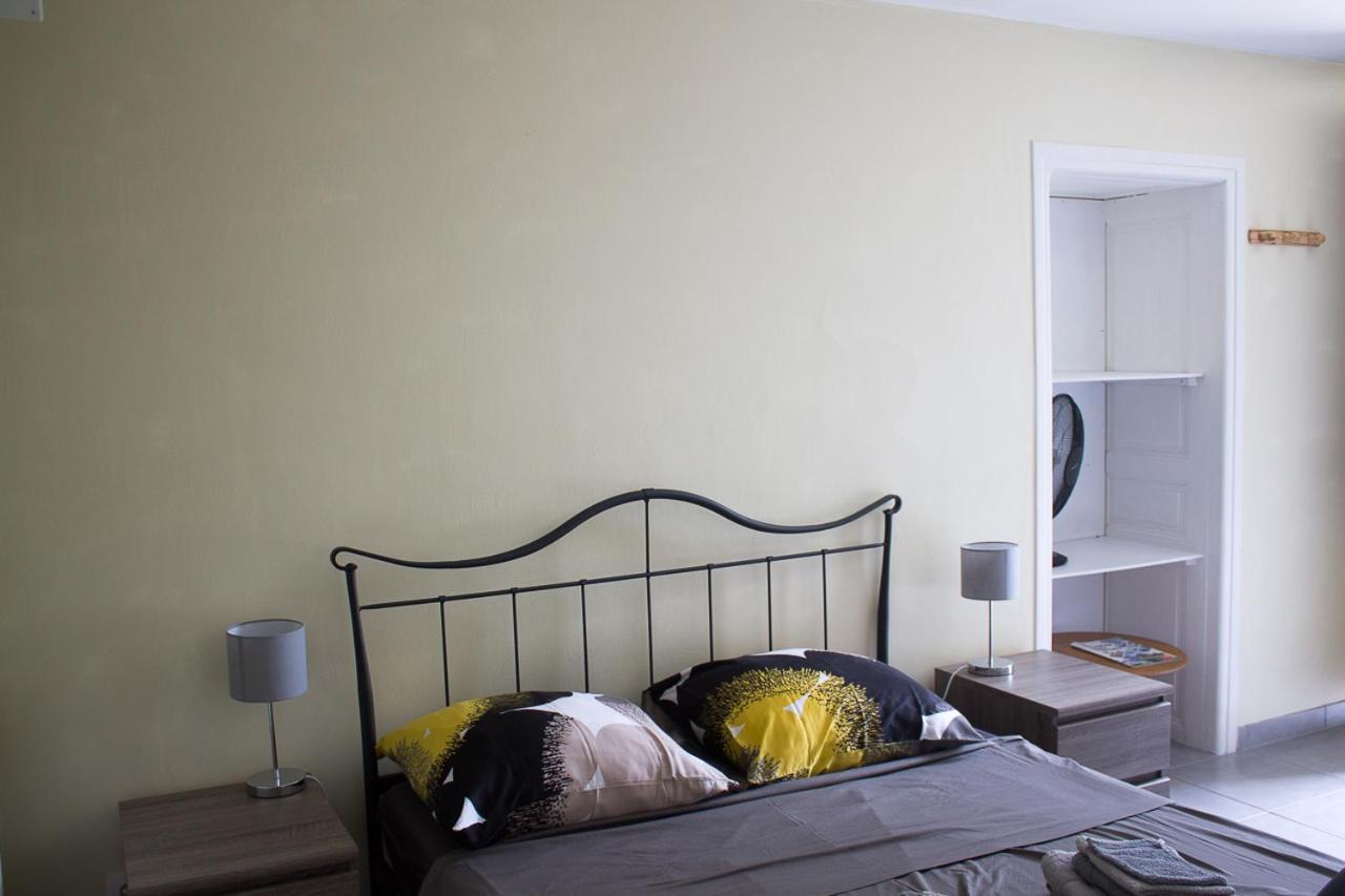 Saint-Fort-sur-Gironde Le Charhido Bed & Breakfast エクステリア 写真