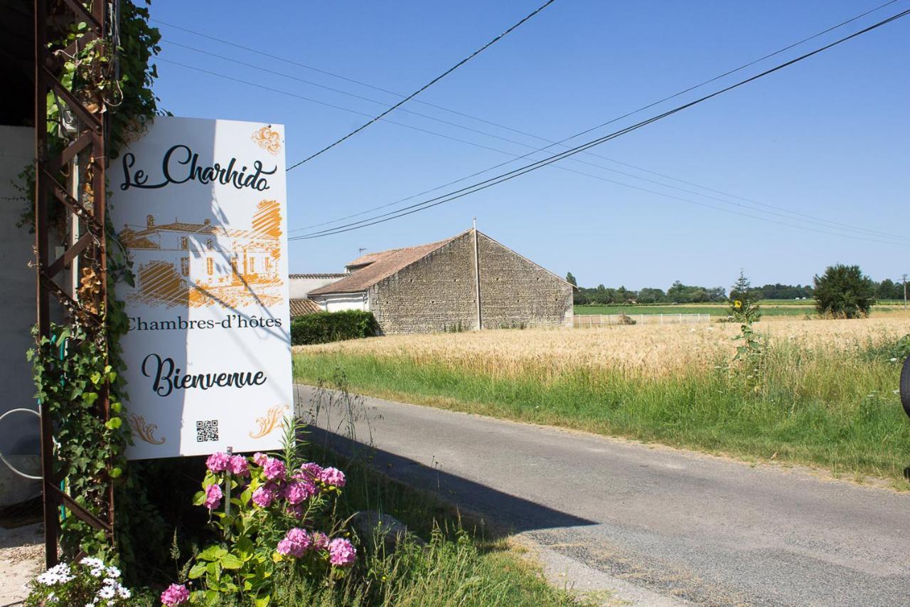Saint-Fort-sur-Gironde Le Charhido Bed & Breakfast エクステリア 写真