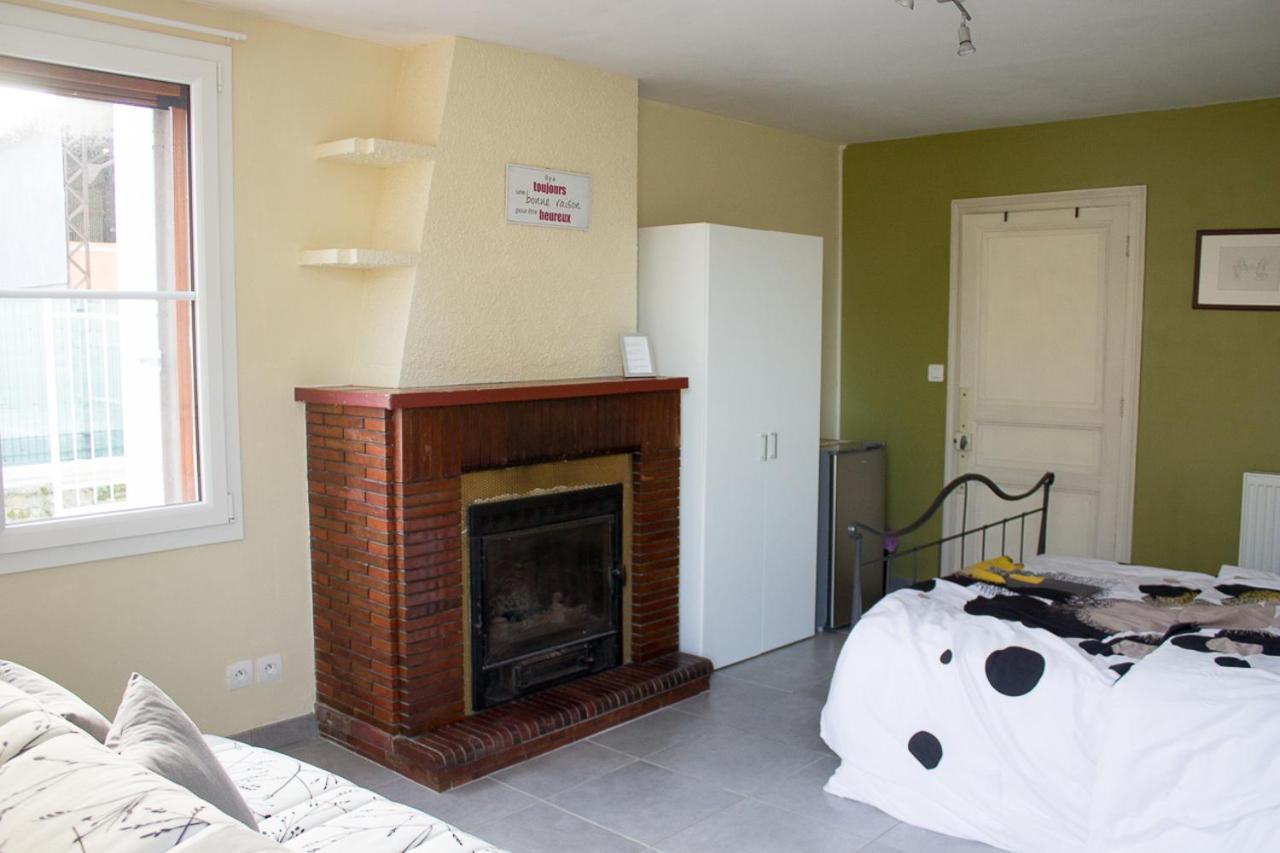 Saint-Fort-sur-Gironde Le Charhido Bed & Breakfast エクステリア 写真
